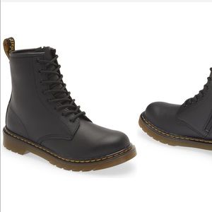 Black Dr.Martens